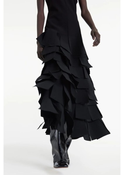 Lazer Kesim Elements Kolsuz Elbise, Modern Bilek Boy, Yırtmaçlı ve Zarif Tasarım fırsatları