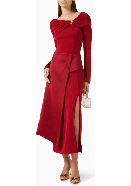 Minimalist Laly Off-Shoulder Elbise - Jarse ve Tafta, Şık Tasarım, Yan Yırtmaçlı fiyatları