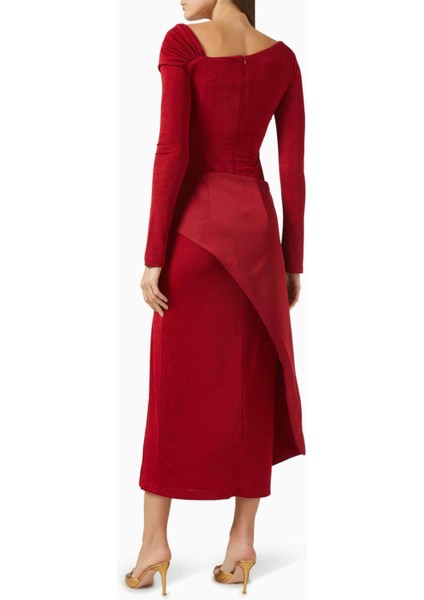 Minimalist Laly Off-Shoulder Elbise - Jarse ve Tafta, Şık Tasarım, Yan Yırtmaçlı fırsatları