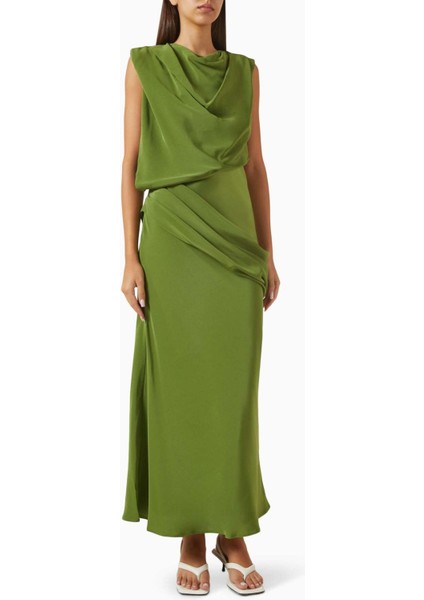 Yeşil Drapeli Maxi Elbise - %76 Asetat %24 Polyester - Uzun ve Şık Tasarım
