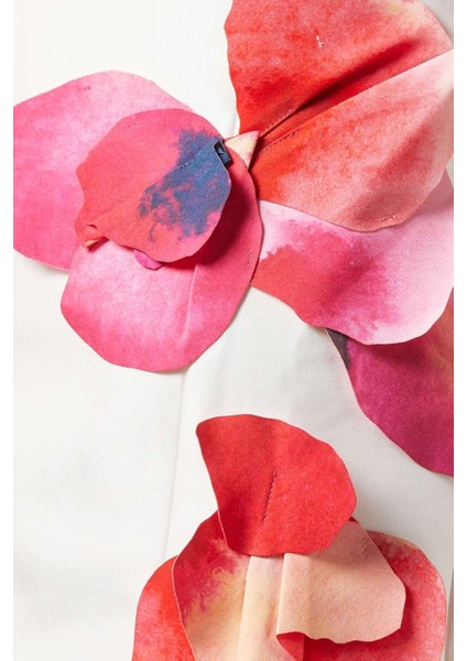 Miltonrise Mini Elbise - Beyaz - %65 Polyester, %35 Pamuk - 3D Çiçek Detayı fırsatları