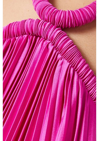 Açık Sırt Maxi Elbise - Mor - %100 Polyester - Plise Kumaş ile Rahat Tasarım fırsatları