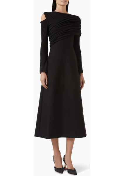 Asimetrik Midi Elbise: Soğuk Omuz Detaylı, A-Line Silüet, Zarif ve Şık Tasarım