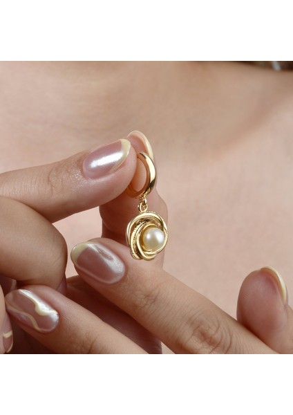 925 Ayar Gümüş Altın Kaplama Inci Detaylı Sallantılı Küpe - EP00138 fiyatları