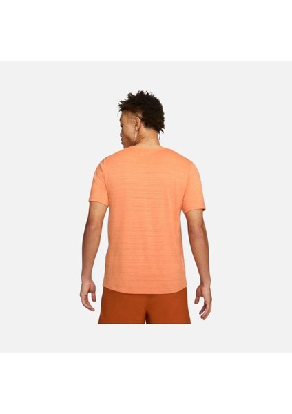 Dri-Fit Miler Running Short-Sleeve Erkek Tişört fiyatları