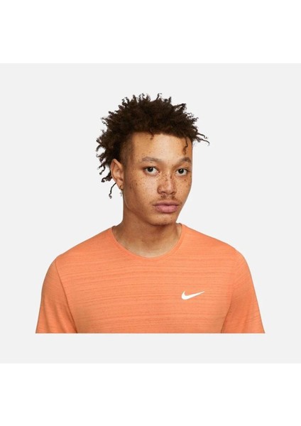 Dri-Fit Miler Running Short-Sleeve Erkek Tişört modelleri