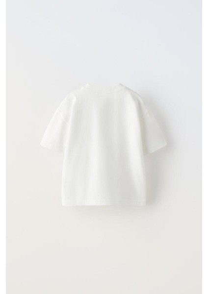 Elevatıng Dreams Wıth Graffıtı Ön Baskılı Pamuk Beyaz Oversize T Shirt modelleri