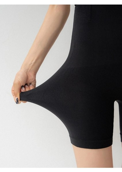 Siyah Toparlayıcı ve Şekillendirici Paçalı Korse Şort fırsatları