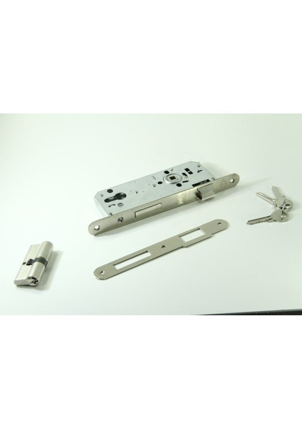 Kilit 152 R Silindirli Göbekli Gömme Kapı Kilidi Nikel Oval 35 mm fiyatları