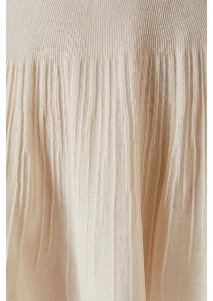 Viskon Karışımlı Mini Etek, Katlı ve Yarı Şeffaf fırsatları