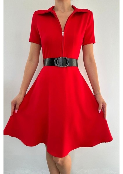Kırmızı Kemerli Spor Elbise fırsatları