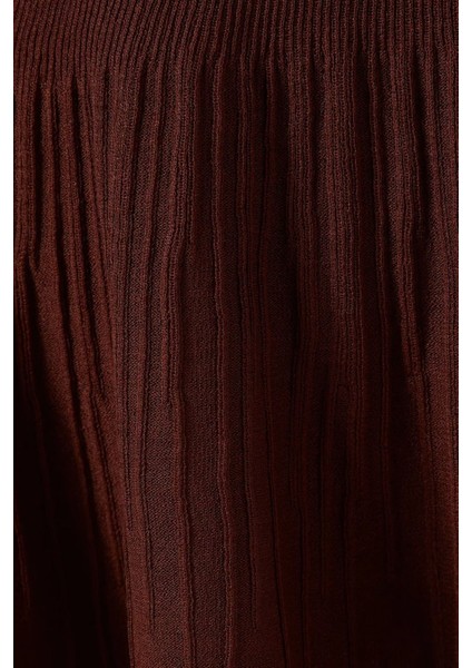 Viskon Karışımlı Mini Etek, Katlı ve Yarı Şeffaf fırsatları