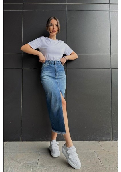 Mavi Yırtmaçlı Kot Etek