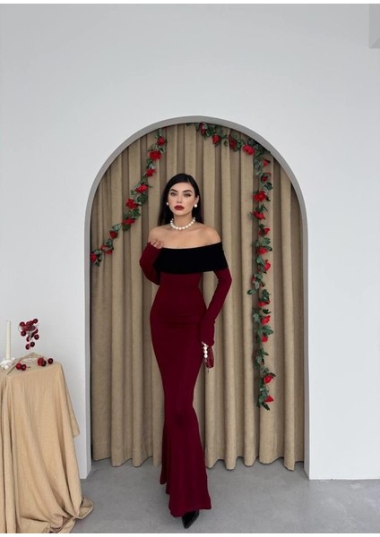 Leonidas Madonna Yaka Elbise fırsatları