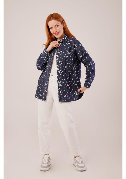 Eskitme Görünümlü Denim Mavi Gömlek fiyatları