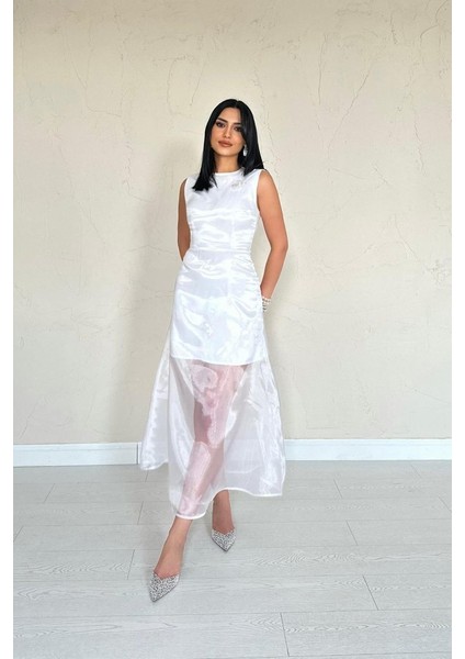 Beyaz Organze Detaylı Atlas Elbise fiyatları