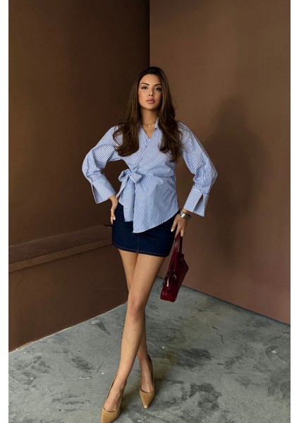 Çizgili Poplin Kruvaze Bağlamalı Gömlek - Mavi