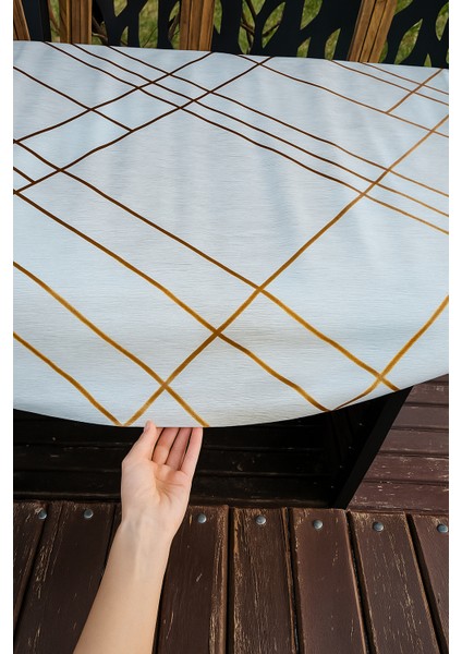 Bej Kırık Beyaz Gold Şerit Desenli Masa Örtüsü – Silinebilir Lüks Muşamba Sofra Bezi fırsatları