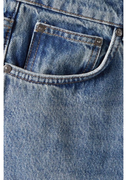 Organik Kot Geniş Paça Jean, Düşük Bel ve Beş Cepli Rahat Kesim fırsatları