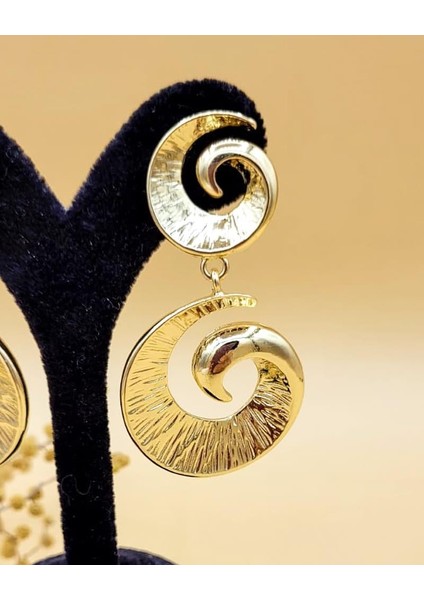 Selene Spiral Gold Küpe modelleri