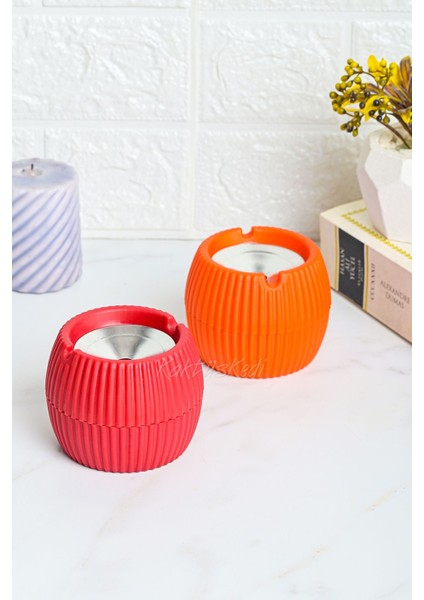 2 Adet Kokusuz Metal Kapaklı Tombik Küllük Seti