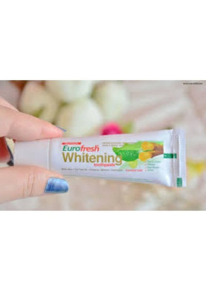 Eurofresh Misvaklı Beyazlatıcı Diş Macunu - Glütensiz, 3 Adet x 112 gr, Aloe Vera ve Doğal Ferah Aroma fırsatları