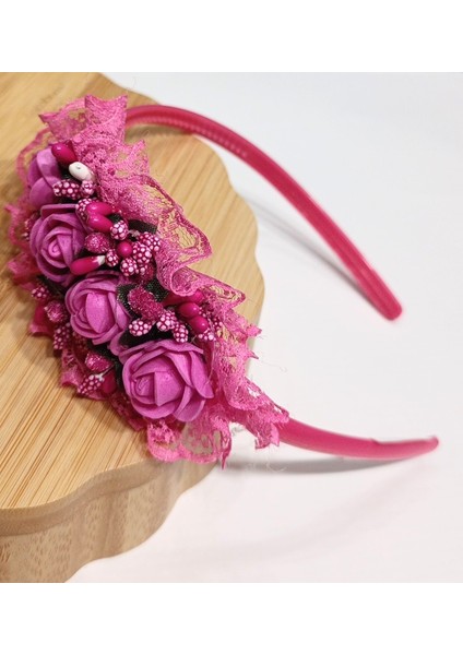 Lüks Gösterişli Figürlü Taç