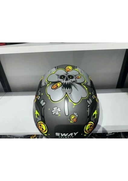 Kask Sway Sw 820 Badboy Full Face Gümüş Vizör modelleri