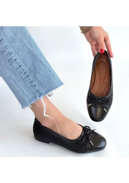 Etya Siyah Cilt Babet Ayakkabı fırsatları