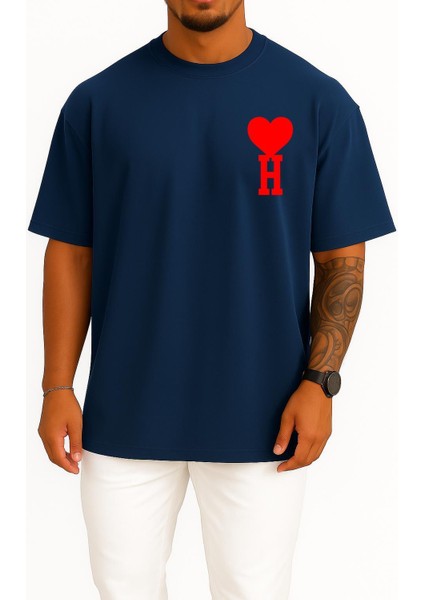 Oversize Kalp ve H Harfi Cep Tasarımlı Unisex T-Shirt
