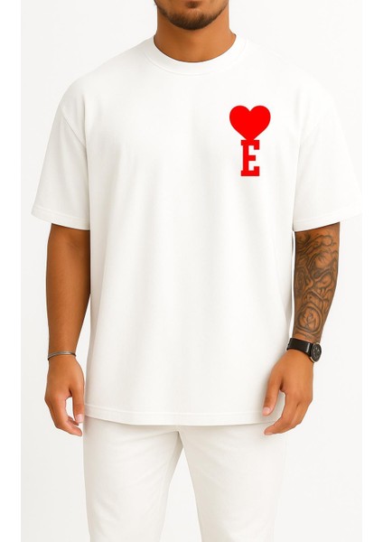 Oversize Kalp ve E Harfi Cep Tasarımlı Unisex T-Shirt