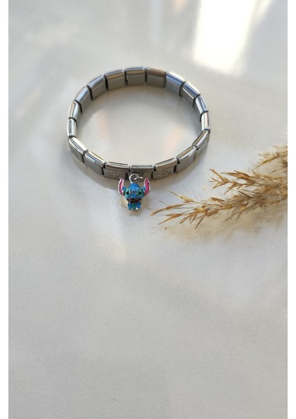 Italyan Charm Bileklik ve 3 Adet Charmlı Ayarlanabilir Çelik Stitch Charm Bileklik fiyatları