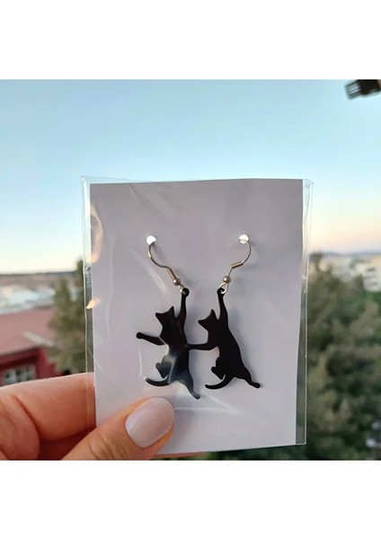Kedi Temalı Ikili Küpe Seti – Sevimli Zıplayan Kedi Figürlü Kadın Küpe fiyatları