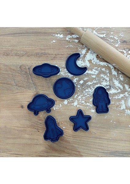 Uzay Temalı 7'li Kurabiye Kalıbı Seti - Polimer Kil, Oyun Hamuru Damga ve Kesici Şekillendirici