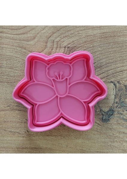 Çiçek Temalı 6'lı Kurabiye Kalıbı Seti - Polimer Kil, Oyun Hamuru Damga ve Kesici Şekillendirici fırsatları