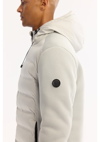 Erkek Gri Kapüşonlu Yaka Rüzgar Geçirmez Su İtici Comfort Fit Mont A52Y6155