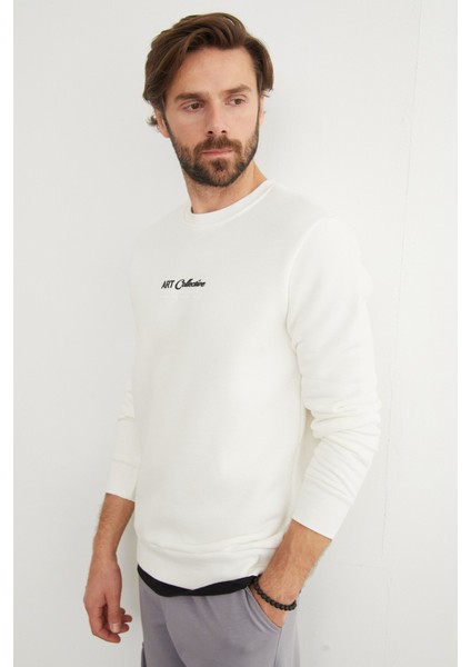 3 Iplik Art Collective Kabartma Baskılı Sweatshirt