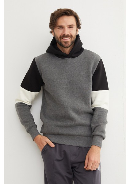3 Iplik Kolu Renk Bloklu Kapüşonlu Sweatshirt fırsatları