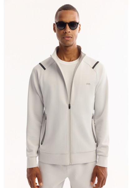 Erkek Açık Gri Fermuarlı Teknik Kumaş Regular Fit Sweatshirt A52Y1335 indirimleri