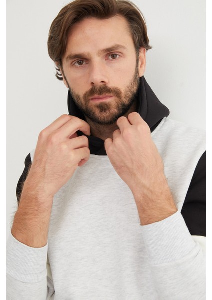 3 Iplik Kolu Renk Bloklu Kapüşonlu Sweatshirt indirimleri