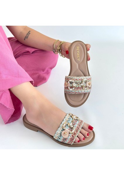 Mç Plus Gonne Renkli Hasır Dokuma Terlik fırsatları