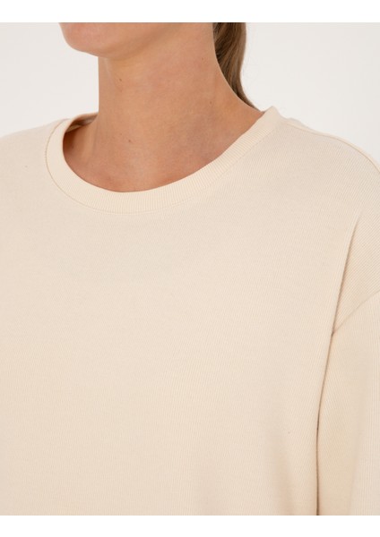 Kadın Ekru Oversize Sweatshirt 50314948-VR019