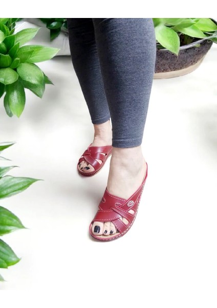 Topuk Dikeni Takviyeli Silikonlu Rahat Ev ve Dışarı Terliği