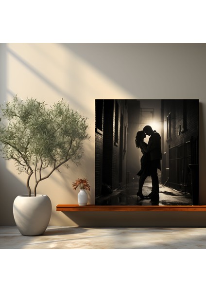 Arka Sokakta Romantik Öpücük Kanvas Tablo - Romantik Aşk Kanvas Tablo modelleri