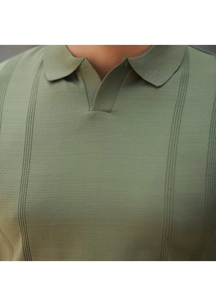 Erkek Hemşire Yaka Kısa Kollu Tişört modelleri