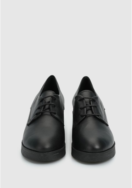 Siyah Deri Kadın Ayakkabı modelleri