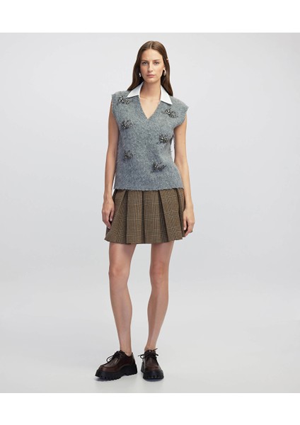 Kontrast Yakalı Işlemeli Süveter IW6250050075036 fiyatları