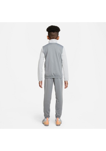 DH9661-084 K Nsw Futura Poly Cuff Ts Çocuk Eşofman Takımı fiyatları