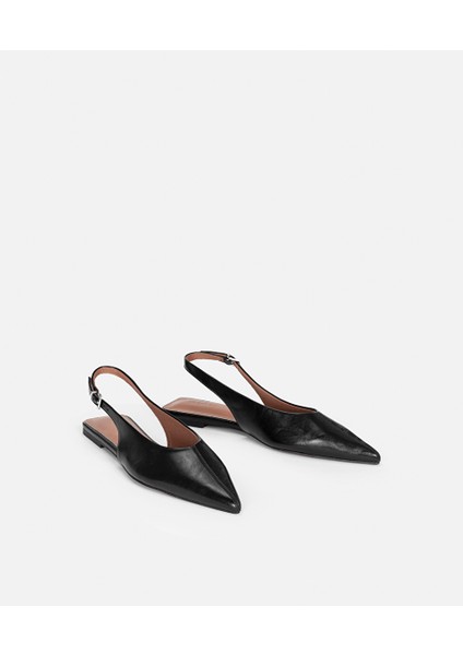 Metal Tokalı Deri Görünümlü Ayakkabı IW6250030006001 modelleri