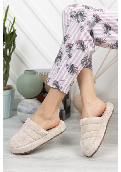 3'lü Paket Kapalı Kadın Terlik Ev Terliği fırsatları